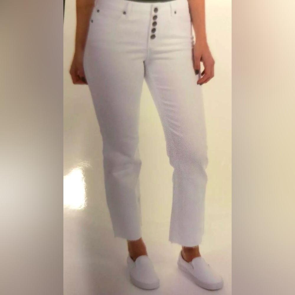 Kenneth Cole Women's WHITE High Rise Straight Leg Comfort Stretch Jeans size 4